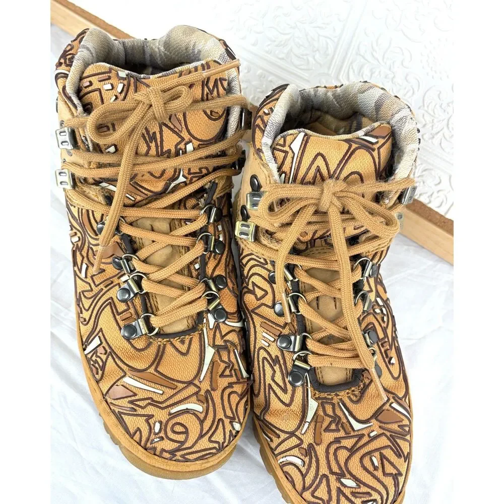 Timberland Ventech III Graffiti Graphic Field Boots Wheat Ltd Edition 8M